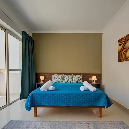 アパート St Julian's Skyline Penthouse With Jacuzzi *