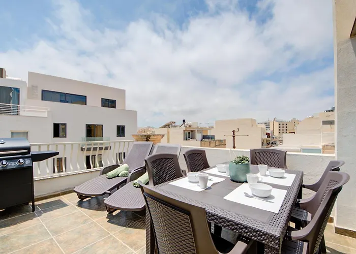 公寓 St Julian's Skyline Penthouse With Jacuzzi