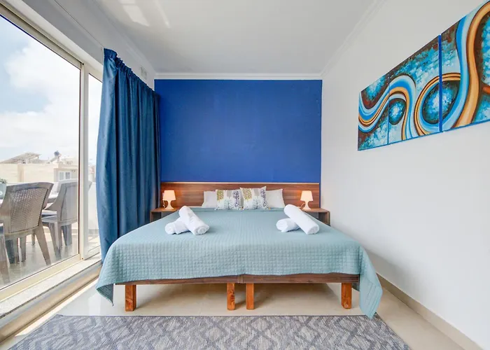 St Julian's Skyline Penthouse With Jacuzzi Saint Julian's