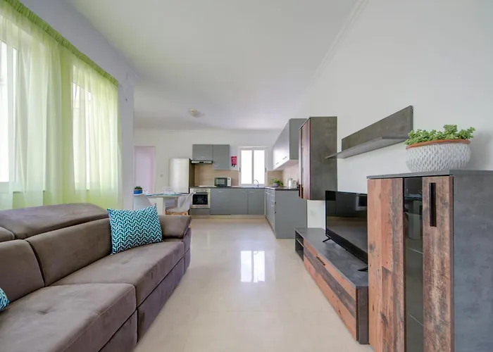 公寓 St Julian's Skyline Penthouse With Jacuzzi Saint Julian's