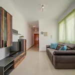 St Julian's Skyline Penthouse With Jacuzzi *